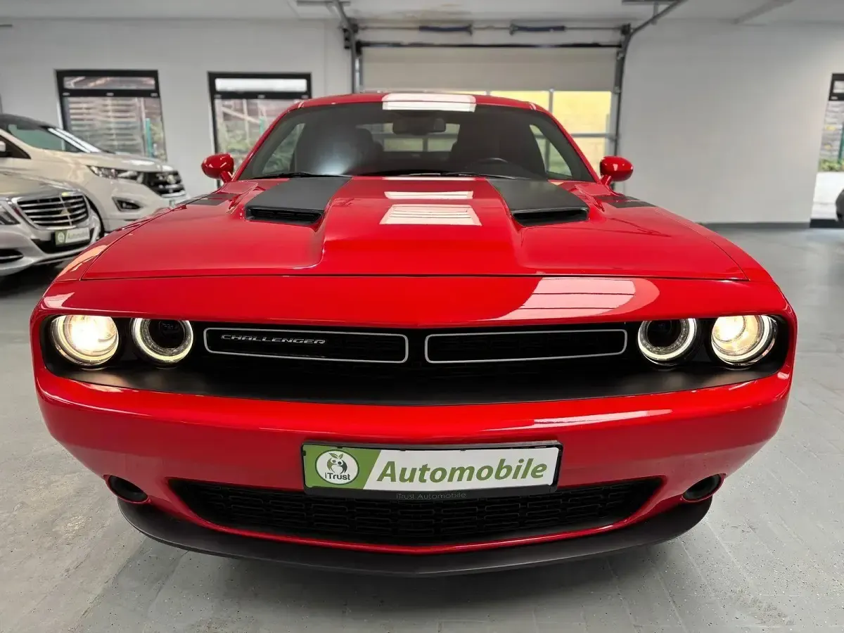 Käytetty Dodge Challenger SXT 309 HP (227 kW) 2019 Punainen Coupe - kaksiovinen