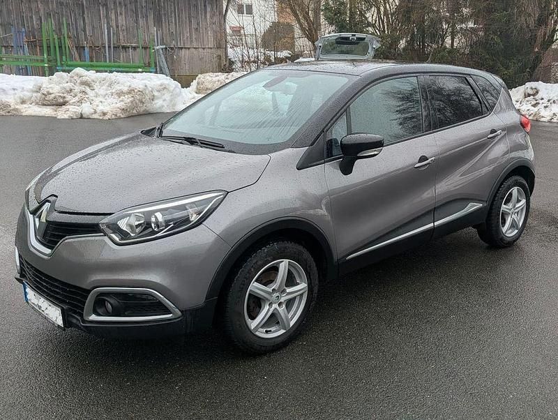 Gebraucht Renault Captur Intens 110 PS (80 kW) 2017 Grau SUV