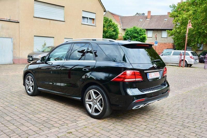 Gebraucht Mercedes GLE350 AMG line 258 PS (189 kW) 2018 Schwarz SUV