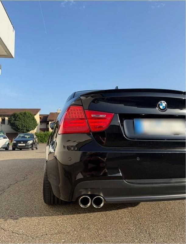 Gebraucht BMW 320 Efficient Dynamics 2010 Schwarz Limousine