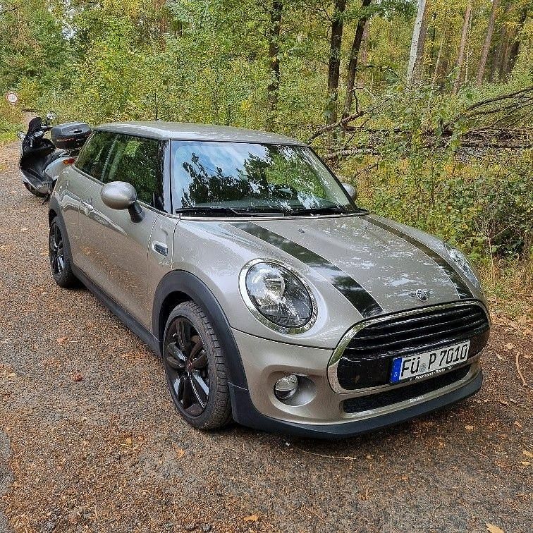Gebraucht Mini Cooper 136 PS (100 kW) 2019 Silber Kleinwagen