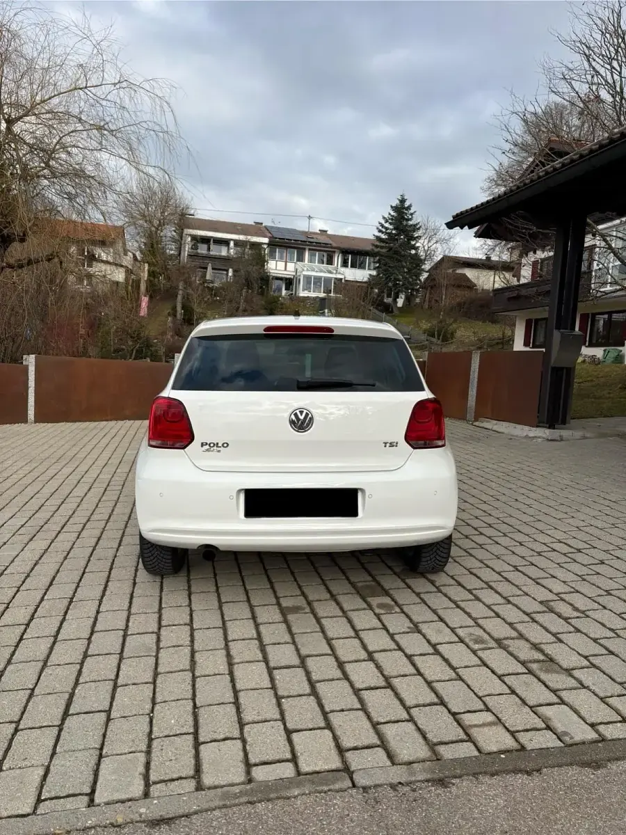 Second-hand VW Polo Life 90 CP (66 kW) 2014 Alb Hatchback