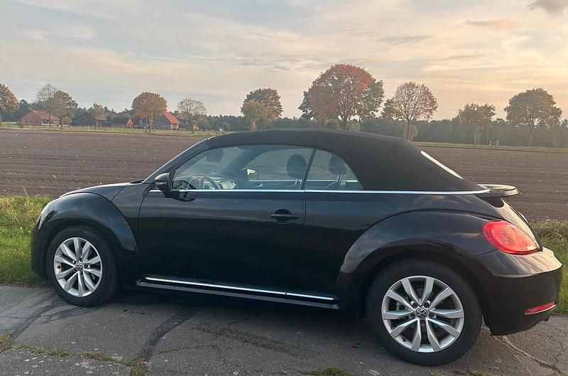 Gebraucht VW Beetle 105 PS (77 kW) 2013 Schwarz Kleinwagen