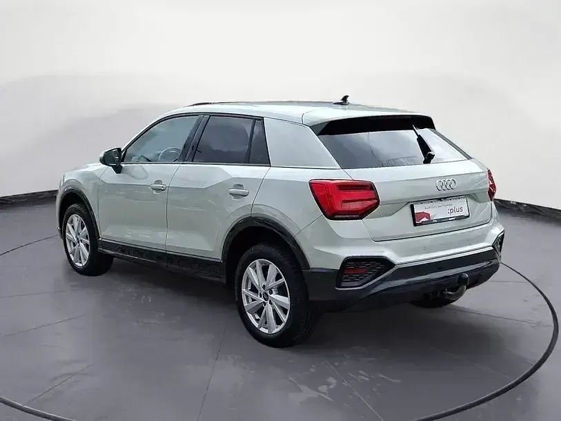 Second-hand Audi Q2 Advanced 150 CP (110 kW) 2025 Argintiu SUV