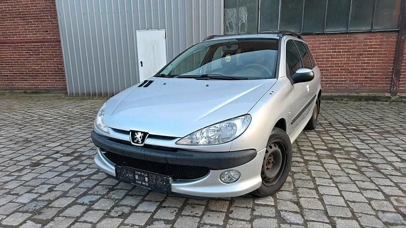 Gebraucht Peugeot 206 75 PS (55 kW) 2006 Silber Kombi