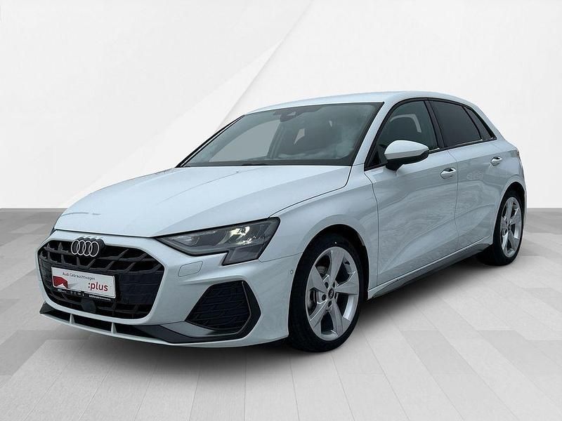 Gebraucht Audi A3 S-Line 150 PS (110 kW) 2024 Gletscherweiß metallic Limousine