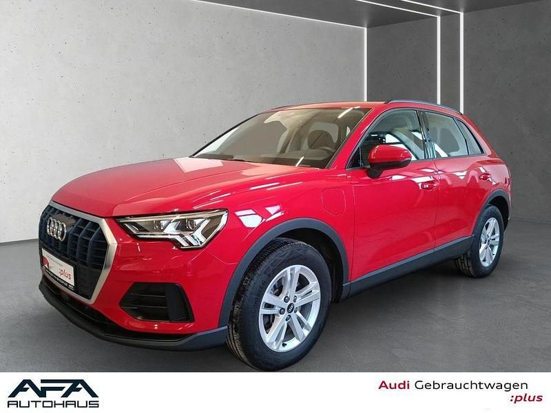 Rot Gebraucht 2021 Audi Q3 Sport SUV | 27.777 € (Guter Preis) - Bild 1/4