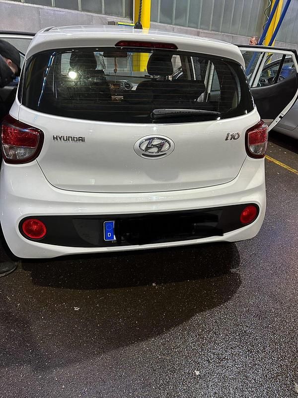 Weiß Gebraucht 2017 Hyundai i10 Kleinwagen | 5.500 € (Guter Preis) - Bild 1/3