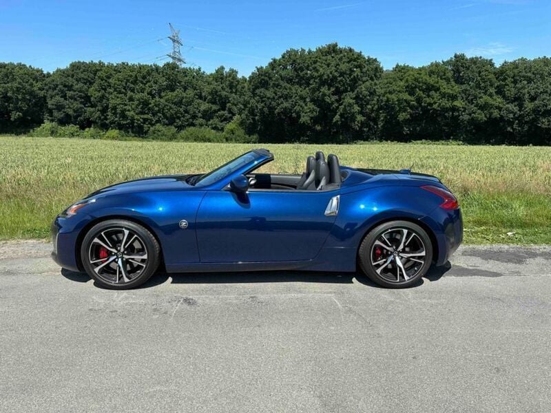 Gebraucht Nissan 370Z Pack 328 PS (241 kW) 2018 Blau Cabrio