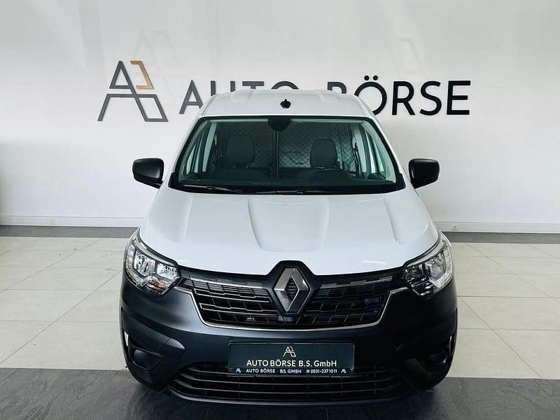 Second-hand Renault Express 75 CP (55 kW) 2022 Alb Monovolum