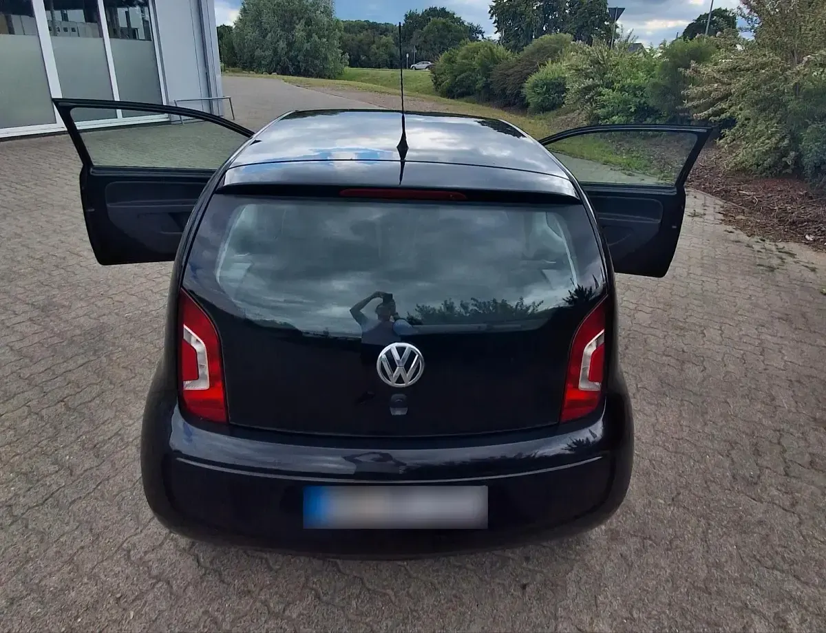 Gebraucht VW up! 75 PS (55 kW) 2012 Schwarz Kleinwagen