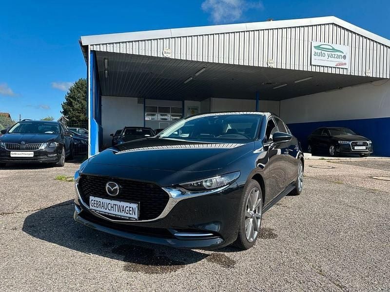 Schwarz Gebraucht 2019 Mazda 3 Selection Limousine | 19.980 € (Etwas zu teuer) - Bild 1/4