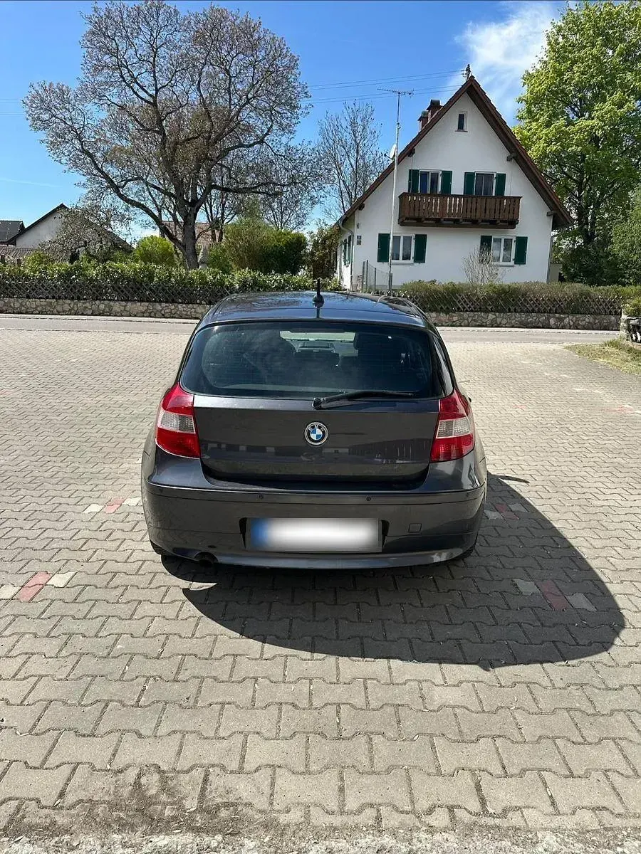 Gebraucht BMW 116 116 PS (85 kW) 2004 Grau Kleinwagen