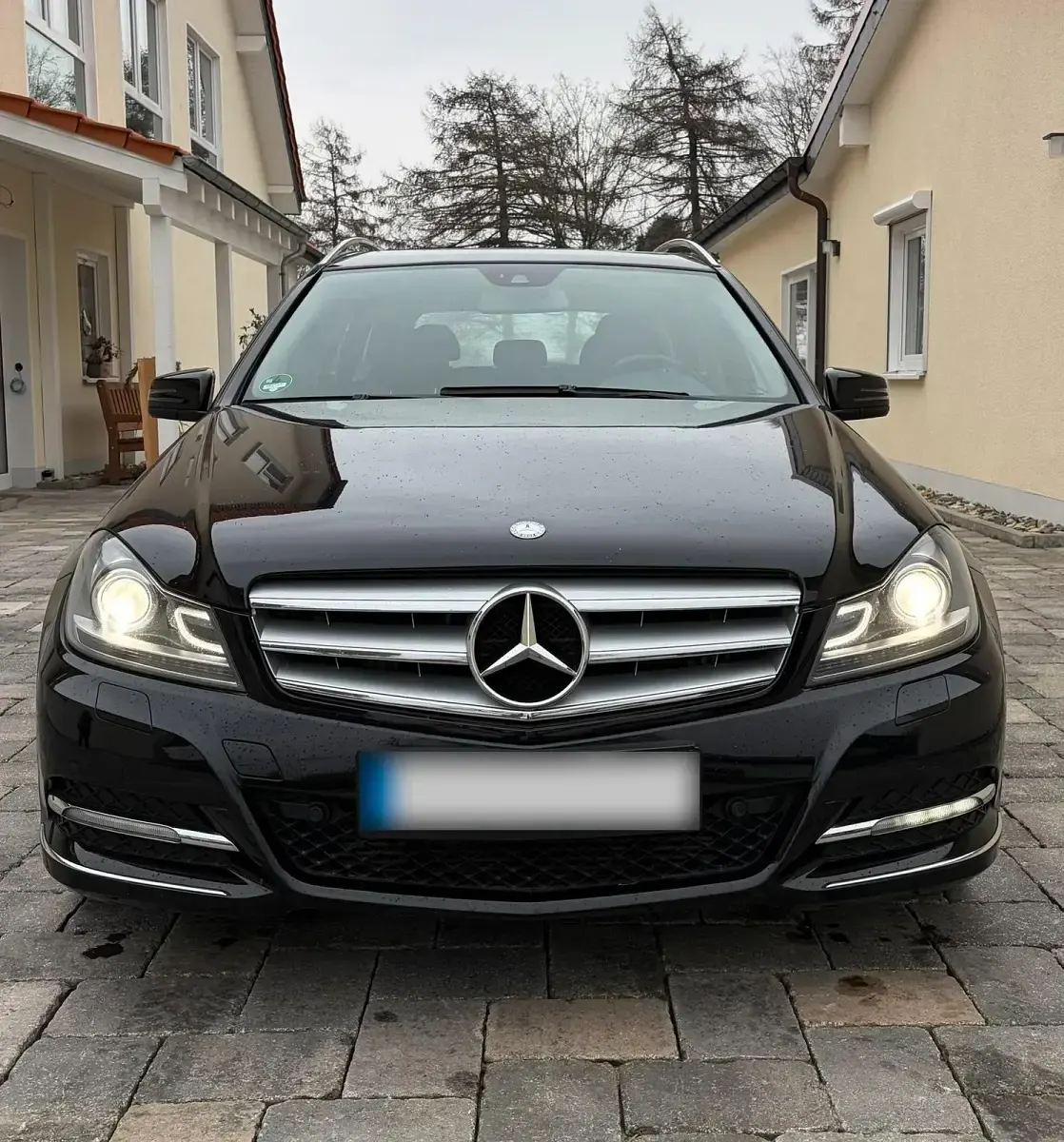 Gebraucht Mercedes C300 231 PS (169 kW) 2012 Schwarz Kombi