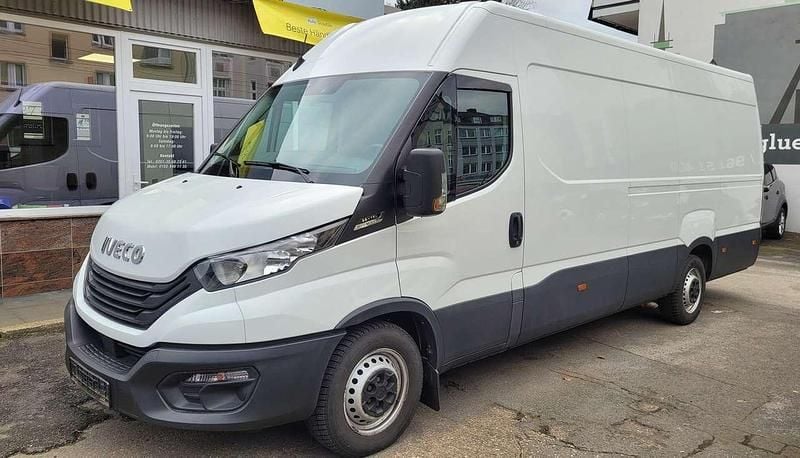 Gebraucht Iveco Daily 155 PS (114 kW) 2023 White ic 194 Van / Kleinbus