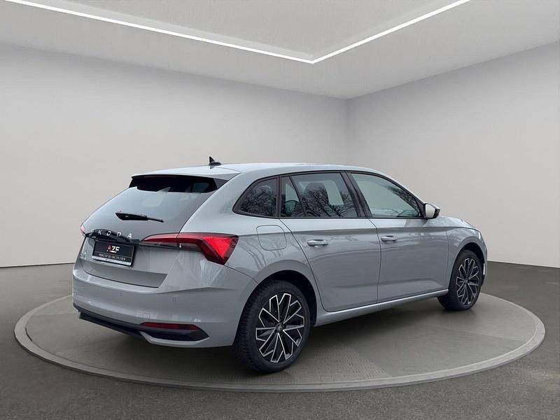Gebraucht Skoda Scala Selection 116 PS (85 kW) 2025 Stahlgrau Kleinwagen