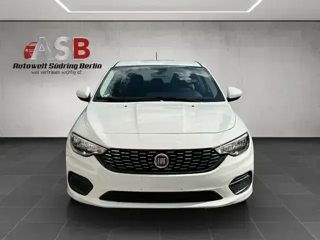 Gebraucht Fiat Tipo Easy 110 PS (80 kW) 2016 Colore esterno (bianco (vr249 Limousine