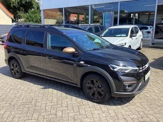 Gebraucht Dacia Jogger Extreme 110 PS (80 kW) 2025 Perlmuttschwarz Van / Kleinbus