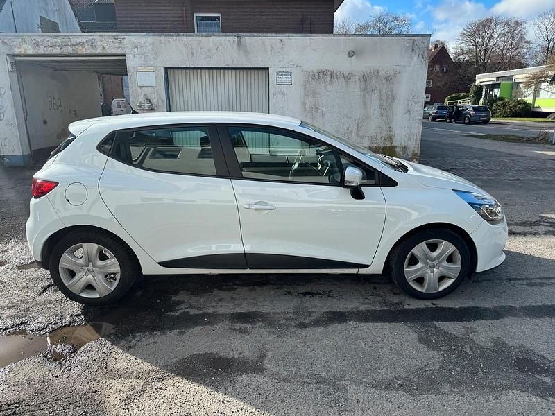 Gebraucht Renault Clio IV 73 PS (53 kW) 2014 Weiß Kleinwagen