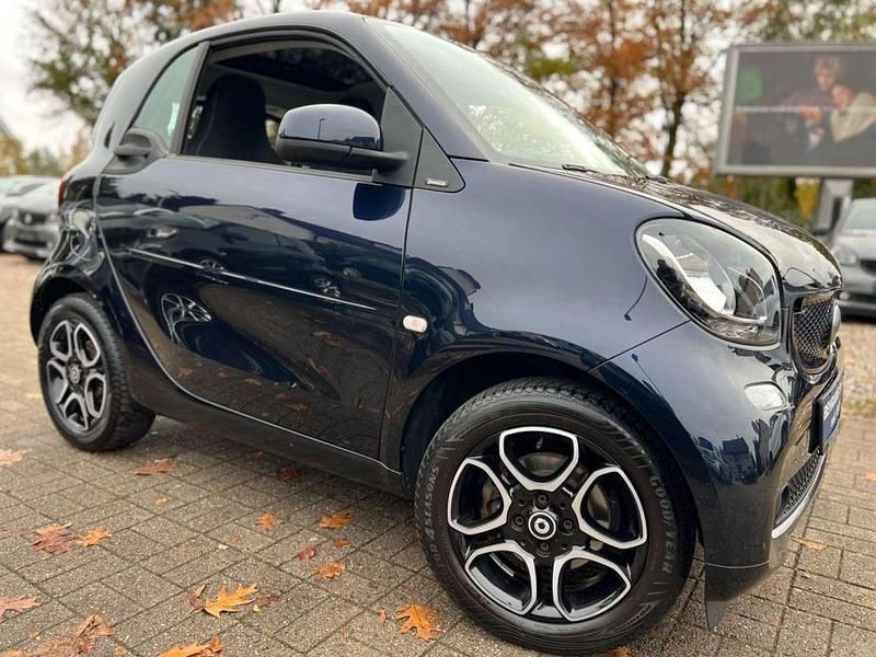 Gebraucht Smart ForTwo Coupé 90 PS (66 kW) 2018 Blau Kleinwagen