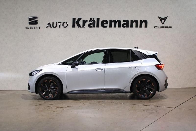 Neu Cupra Born 169 kW (231 PS) 2026 Silber Kleinwagen