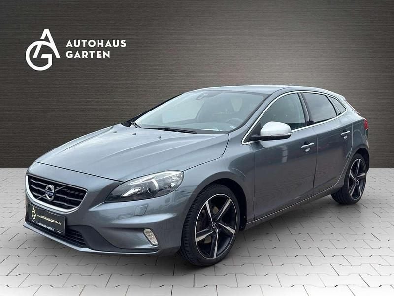 Grau Gebraucht 2015 Volvo V40 R-Design Kombi | 6.950 € (Superpreis) - Bild 1/3