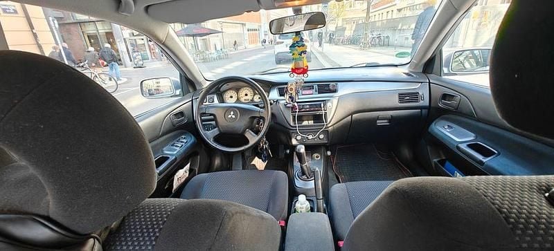 Gebraucht Mitsubishi Lancer Invite 98 PS (72 kW) 2005 Silber Kombi