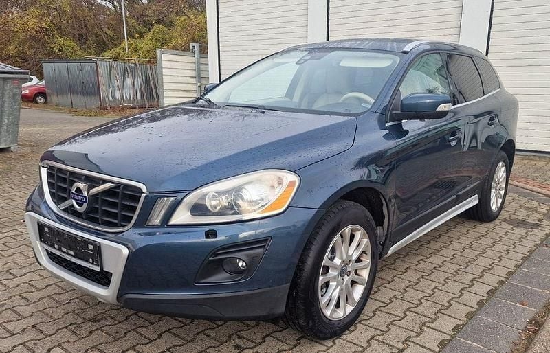 Blau Gebraucht 2009 Volvo XC60 SUV | 5.999 € (Guter Preis) - Bild 1/4