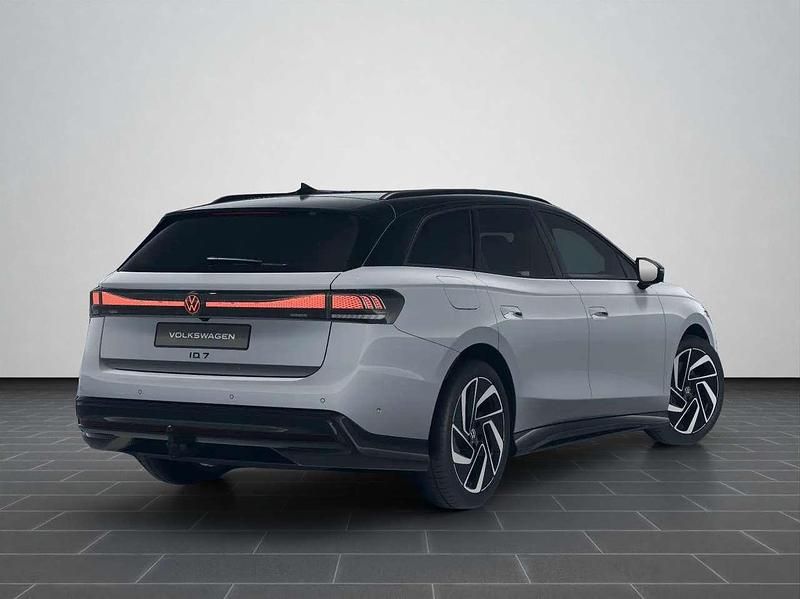Gebraucht VW ID.7 Pro 210 kW (286 PS) 2025 Scale silver metallic schwarz (metallic) Kombi