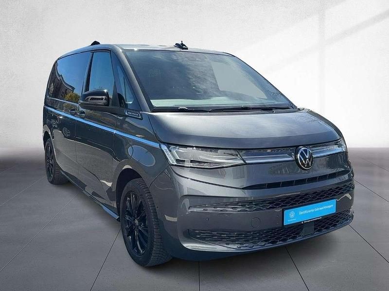 Second-hand VW Multivan Style 150 CP (110 kW) 2025 Gri Monovolum