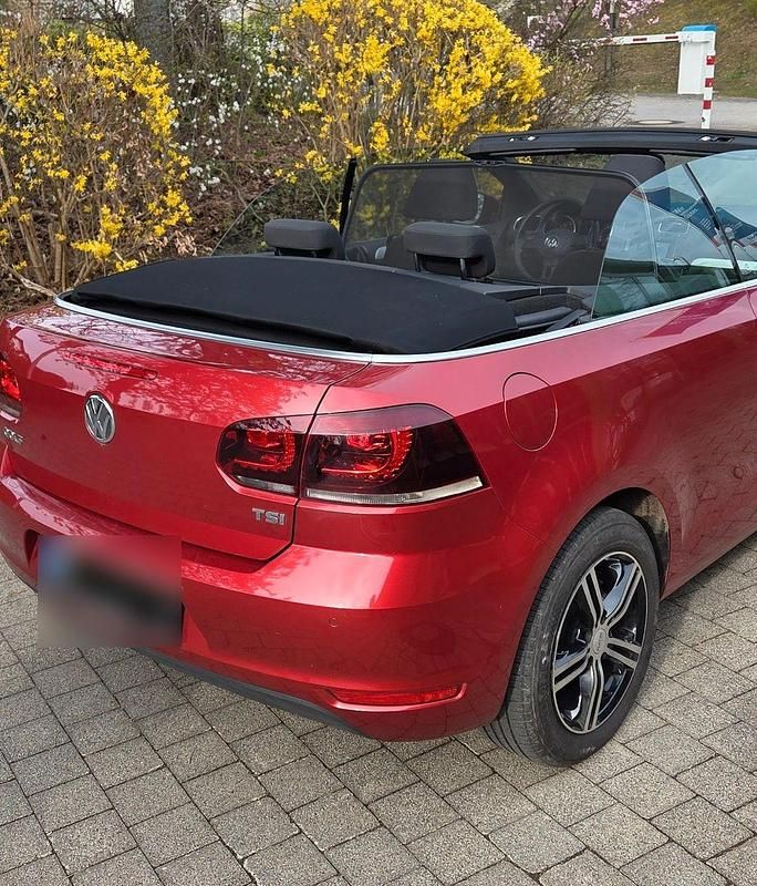 Gebraucht VW Golf Cabriolet 105 PS (77 kW) 2012 Rot Cabrio