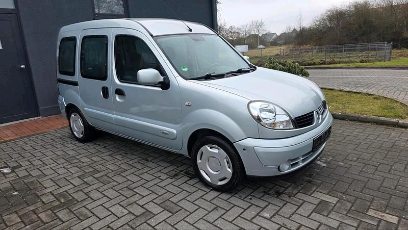 Gebraucht Renault Kangoo 82 PS (60 kW) 2007 Silber Van / Kleinbus