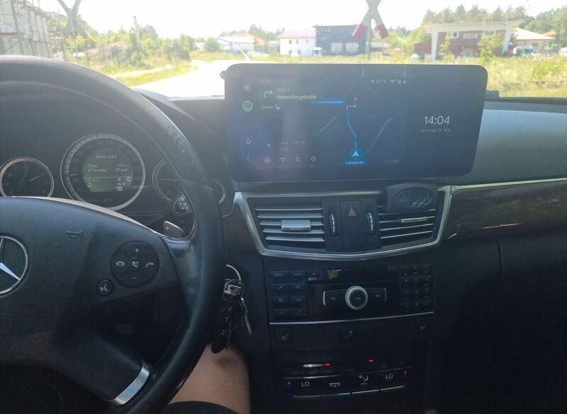 Gebraucht Mercedes E300 231 PS (169 kW) 2011 Schwarz Limousine