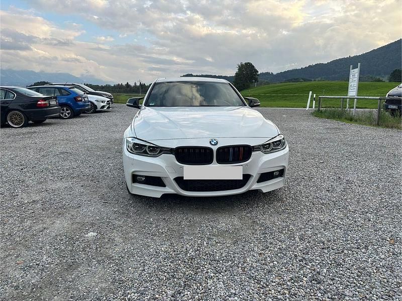 Gebraucht BMW 318 M Sport 150 PS (110 kW) 2016 Weiß Limousine