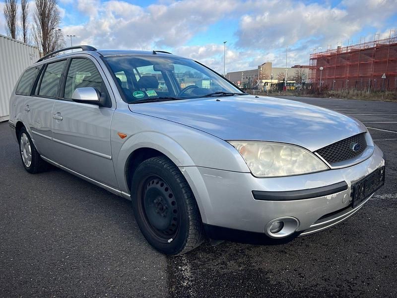 Gebraucht Ford Mondeo Trend 110 PS (80 kW) 2003 Silber Kombi