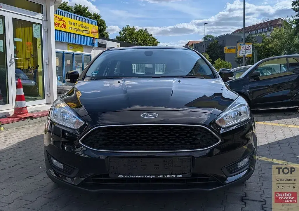 Gebraucht Ford Focus 120 PS (88 kW) 2015 Schwarz Limousine
