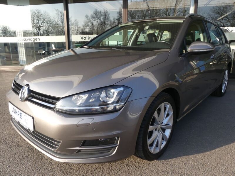 Grau Gebraucht 2017 VW Golf VII Comfortline Kombi | 12.990 € (Guter Preis) - Bild 1/4