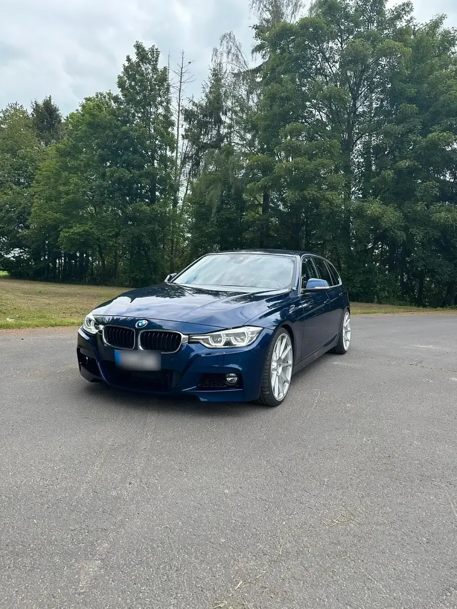 Gebraucht BMW 340 Performance 326 PS (239 kW) 2017 Blau Kombi