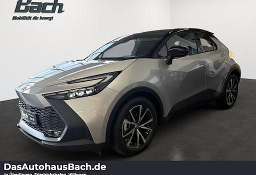 Neu Toyota C-HR 140 PS (102 kW) 2025 Silber SUV