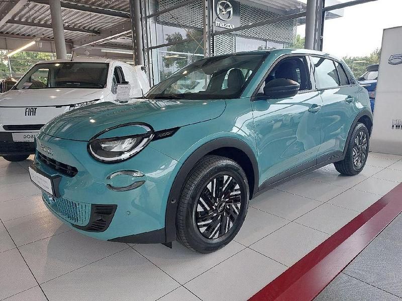 Blau Neu 2025 Fiat 600 SUV | 25.300 € (Fairer Preis) - Bild 1/4