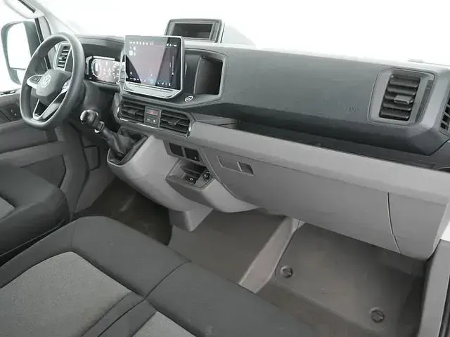 Gebraucht VW Crafter 140 PS (102 kW) 2025 Candyweiss Van