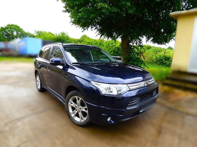 Blau Gebraucht 2013 Mitsubishi Outlander SUV | 5.800 € (Superpreis) - Bild 1/4