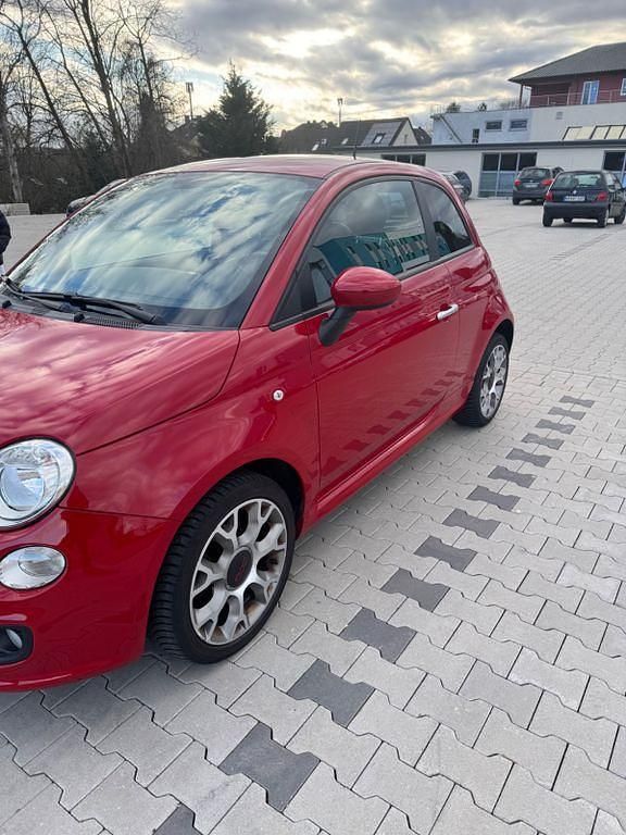 Gebraucht Fiat 500 69 PS (50 kW) 2013 Rot Limousine