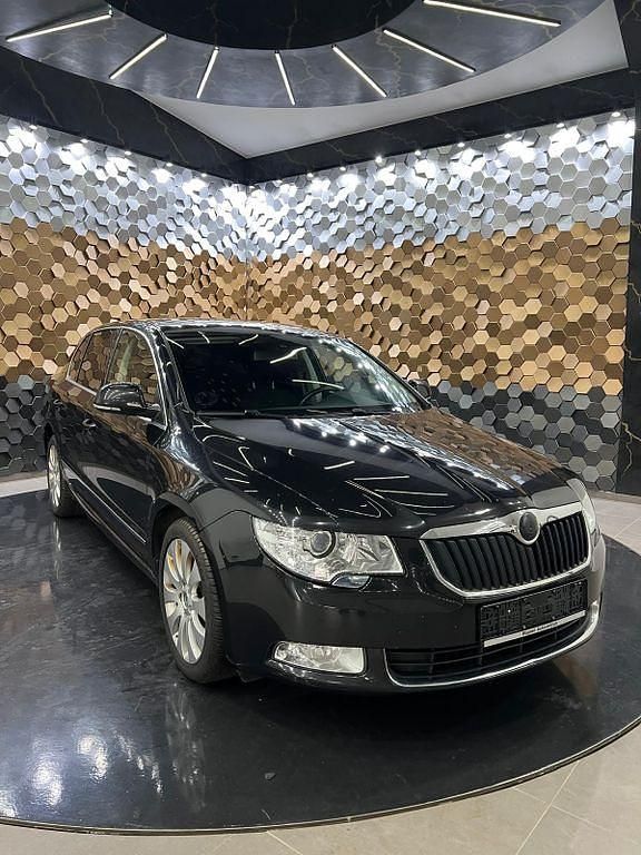 Gebraucht Skoda Superb Elegance 260 PS (191 kW) 2013 Cerna magic/black magic Limousine