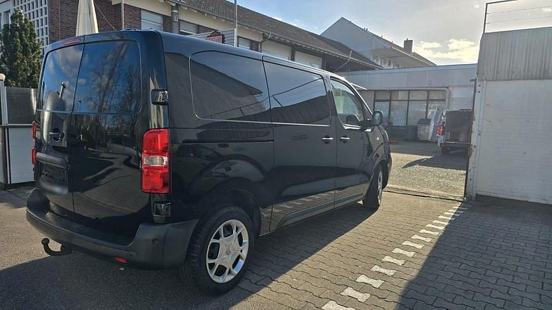 Gebraucht Citroën Jumpy 122 PS (89 kW) 2021 Schwarz Van / Kleinbus