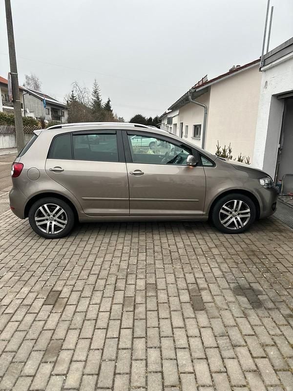 Gebraucht VW Golf VI 140 PS (102 kW) 2010 Braun Kleinwagen