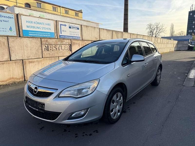 Silber Gebraucht 2012 Opel Astra Kombi | 3.500 € (Superpreis) - Bild 1/4