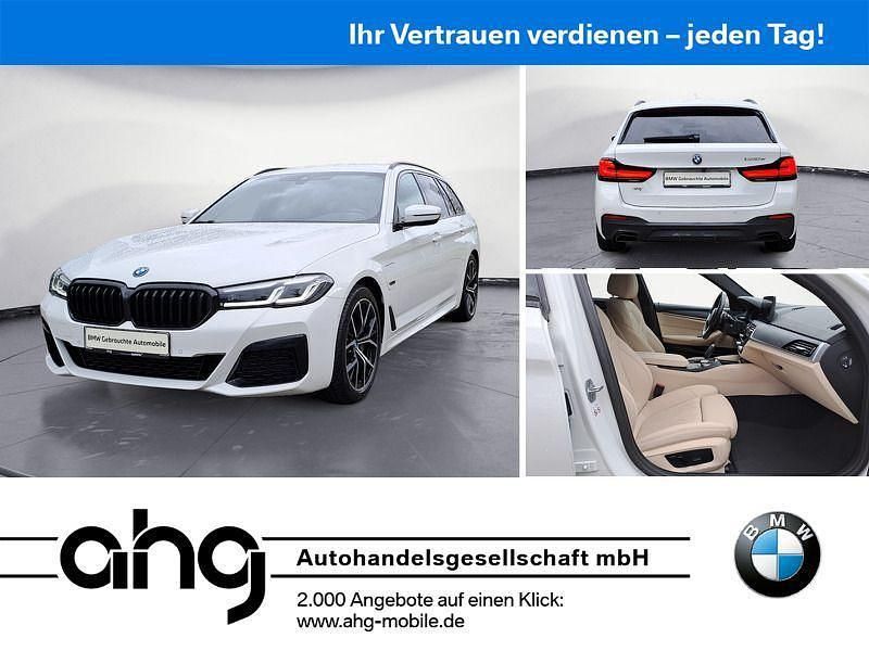 Weiß Gebraucht 2023 BMW 530e M Sport Kombi | 39.860 € (Fairer Preis) - Bild 1/4
