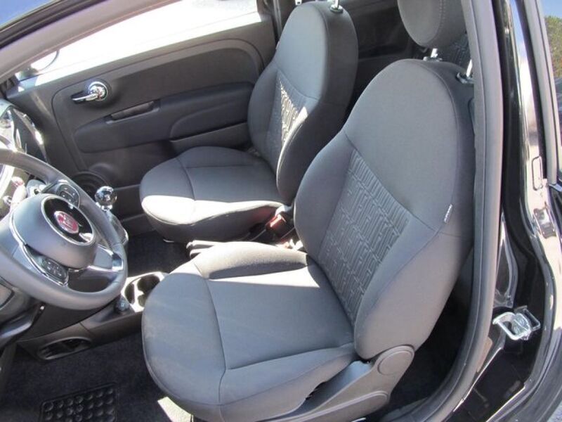 Gebraucht Fiat 500C 69 PS (50 kW) 2024 Vesuvio schwarz (metallic) Cabrio