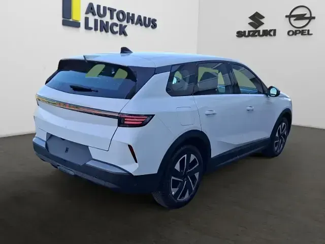 Neu Opel Grandland X Edition 145 PS (106 kW) 2025 Farbe: weiss SUV